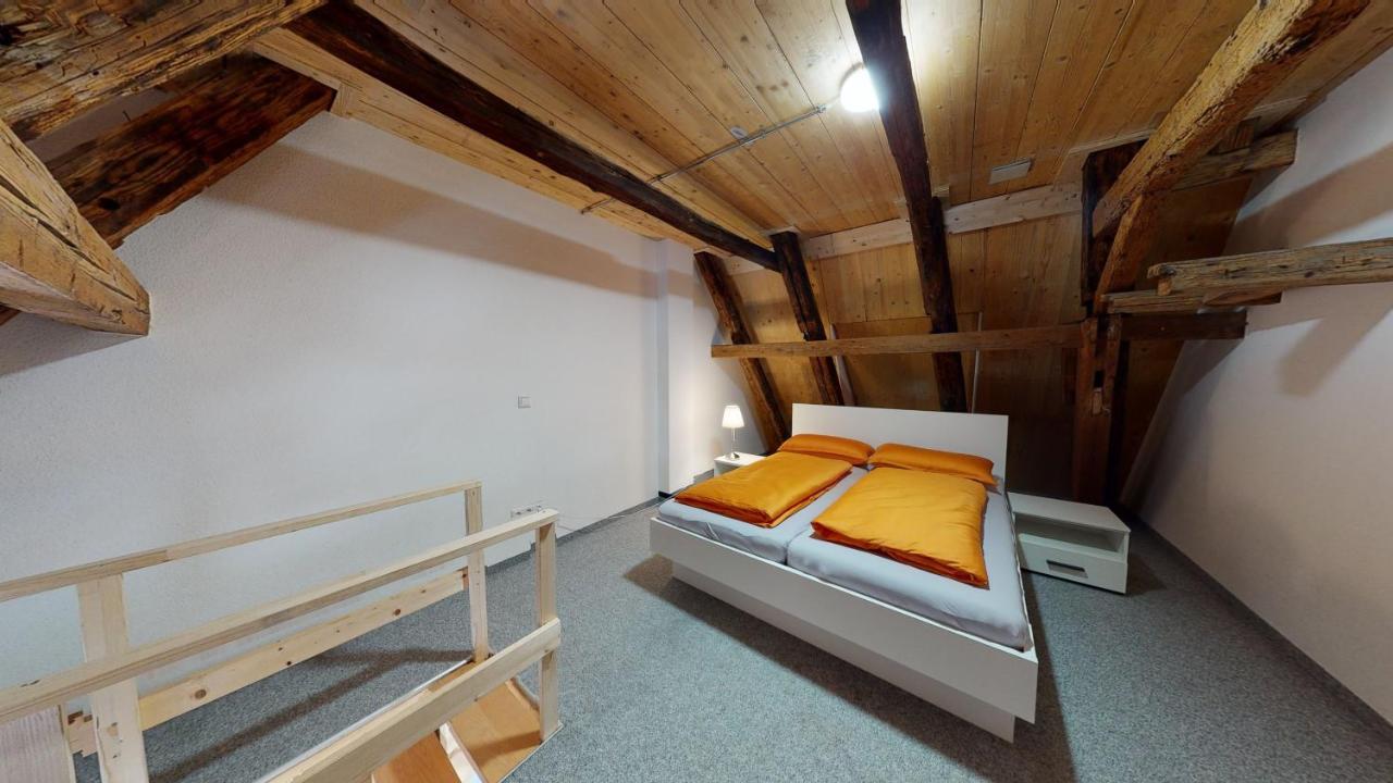 Karl V - Geschichte leben im Herzen der Altstadt Schwäbisch Hall Exterior foto